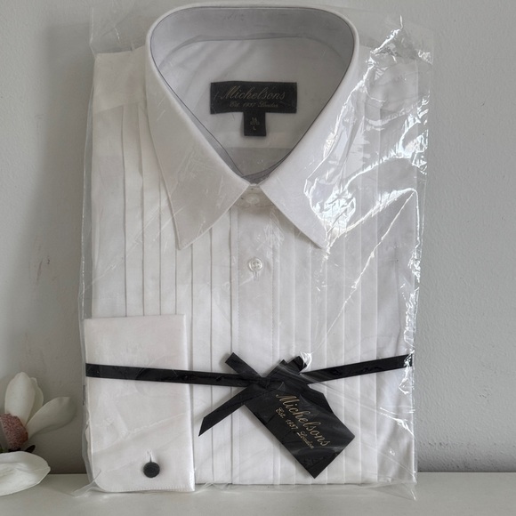 White Dress Shirt - Picture 4 of 6